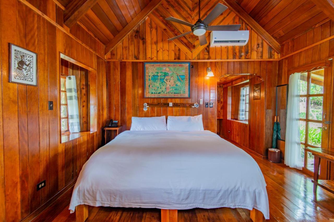 Palau Carolines Resort Koror Kültér fotó